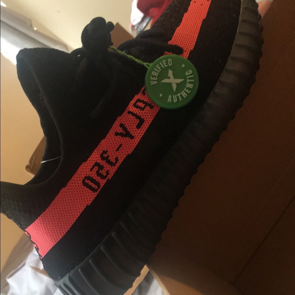 Yeezy 350 boost v2